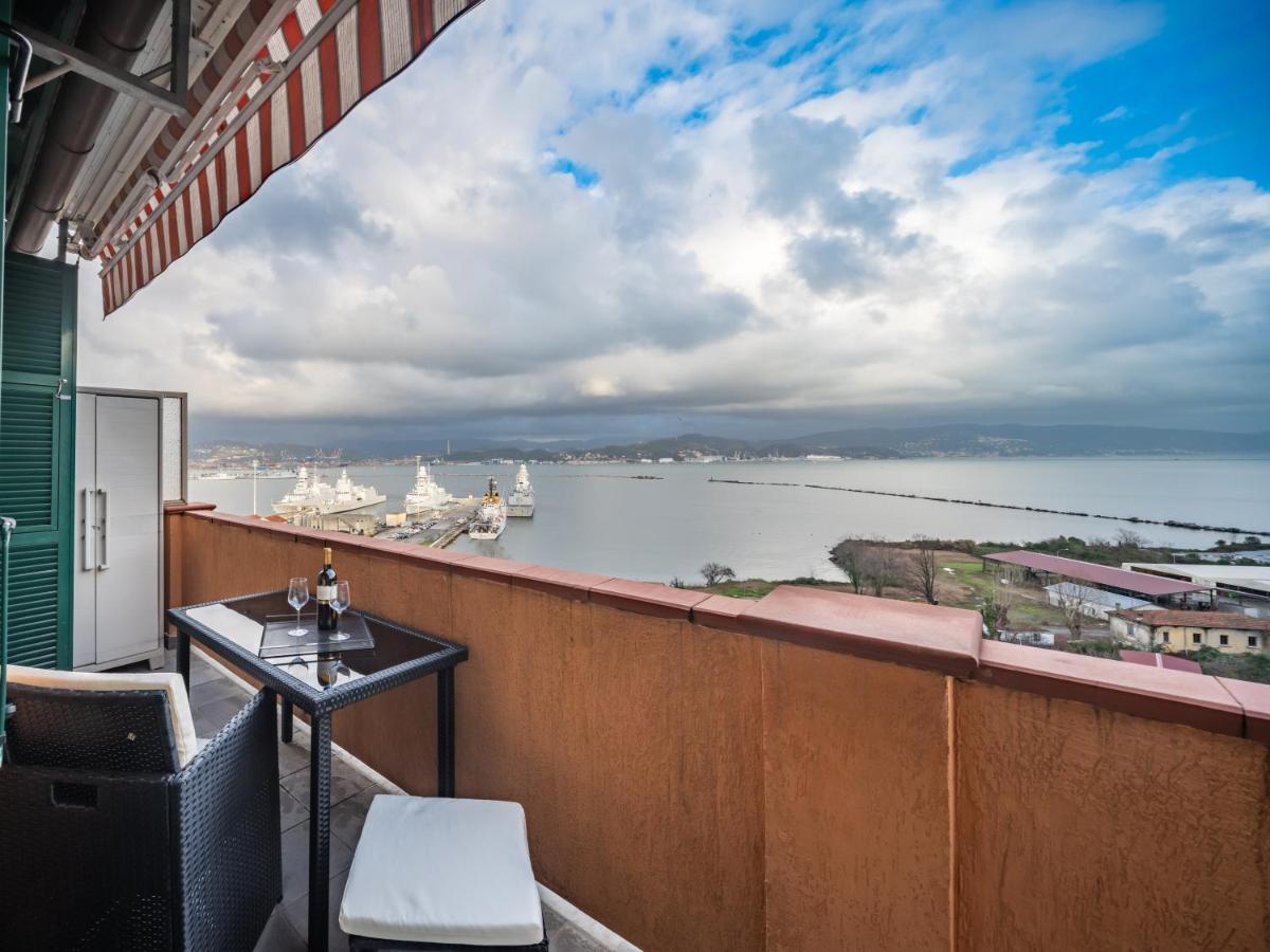La Scala Matta - Seaview Penthouse Apartment La Spezia Exterior photo